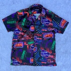 ★ Casino & Neon Signs Print Allover Graphic Print Button Up Short Sleeve Shirt ★